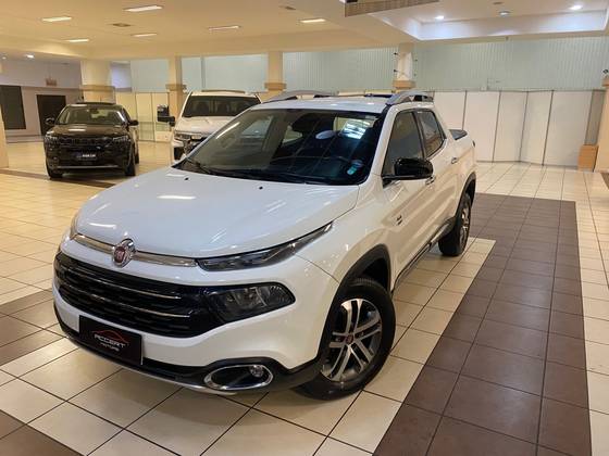 FIAT TORO 2.0 16V TURBO DIESEL VOLCANO 4WD AT9
